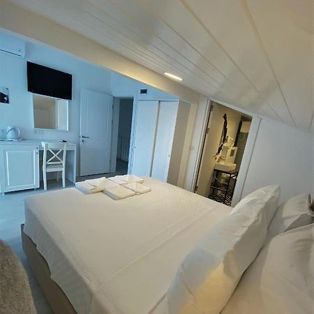 Cunda Kordon Otel Айвалык Экстерьер фото