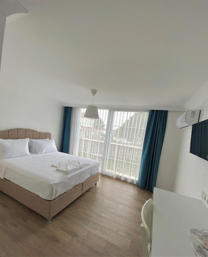 Cunda Kordon Otel Айвалык Экстерьер фото